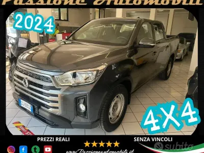 Occasion SsangYong Rexton 202 ch (148 kW) 2022 Gris SUV