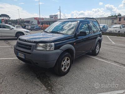 Usata Land Rover Freelander 111 CV (81 kW) 2001 Verde SUV