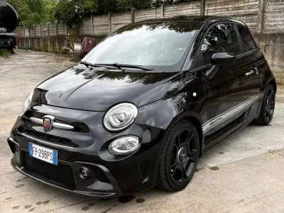 Usata Abarth 595 Pista 160 CV (117 kW) 2018 Nero Utilitaria