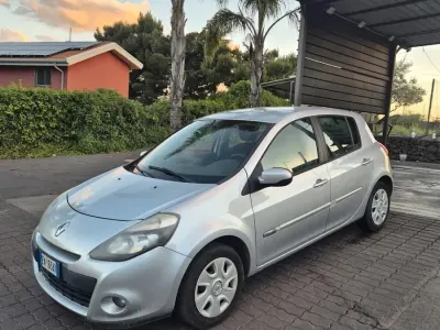 Usata Renault Clio IV 75 CV (55 kW) 2012 Nero Berlina