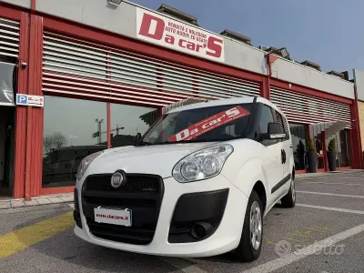 Usata Fiat Doblò Active 105 CV (77 kW) 2011 Bianco Monovolume