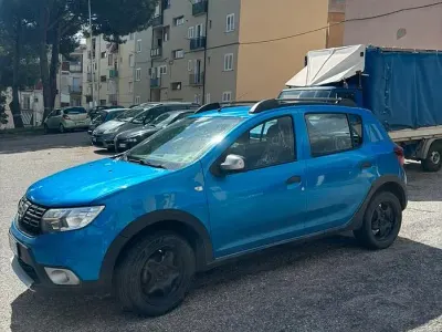 Brugt Dacia Sandero Stepway 90 HK (66 kW) 2017 Blå Sedan