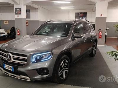 Usata Mercedes GLB180 Business 115 CV (84 kW) 2021 Grigio SUV