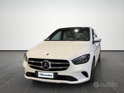 Usata Mercedes B180 Premium 116 CV (85 kW) 2021 Bianco Monovolume