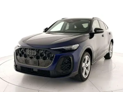 Usata Audi Q5 Sportback S-Line 204 CV (150 kW) 2025 Blu SUV
