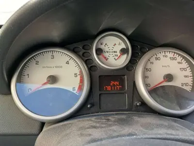 Usata Peugeot 207 68 CV (50 kW) 2010 Bianco Berlina