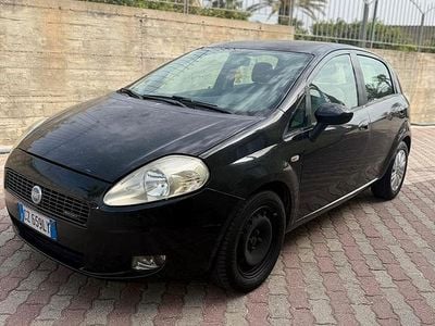 Usata Fiat Punto 90 CV (66 kW) 2006 Nero Utilitaria