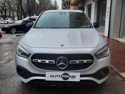 Usata Mercedes GLA200 163 CV (119 kW) 2021 Argento SUV