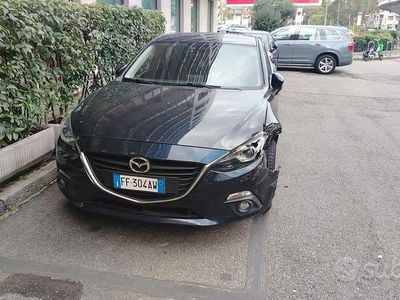 Usata Mazda 3 Essence 105 CV (77 kW) 2016 Blu/azzurro Berlina