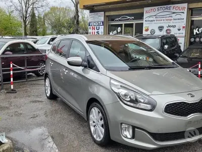 Usata Kia Carens Family 116 CV (85 kW) 2014 Grigio Monovolume