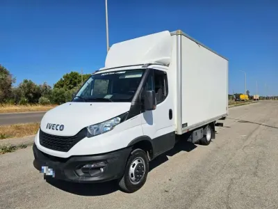 Usata Iveco Daily 136 CV (100 kW) 2021 Bianco Utilitaria