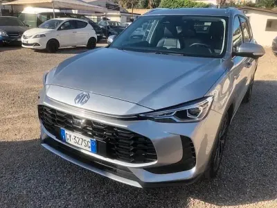 Usata MG ZS Luxury 101 CV (74 kW) 2025 Grigio SUV