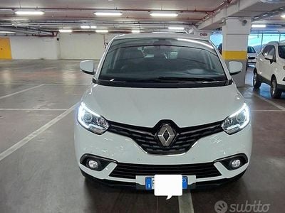 Usata Renault Scénic IV Intens 110 CV (80 kW) 2017 Bianco Monovolume