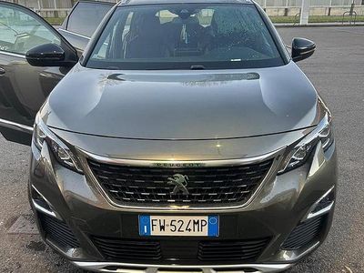 Usata Peugeot 5008 GT-line 112 CV (82 kW) 2019 Grigio SUV