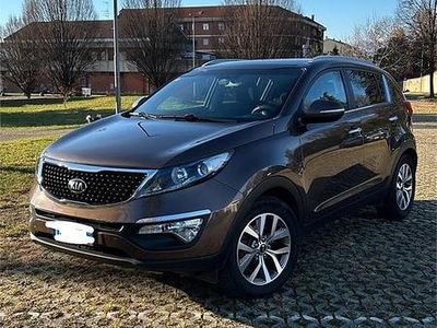 Usata Kia Sportage Active 135 CV (99 kW) 2015 Marrone SUV