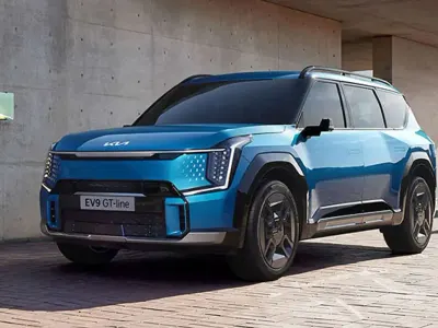 Nuova Kia EV9 GT-Line 113 kW (154 CV) 2025 Argento SUV