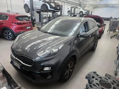 Usata Kia Sportage 115 CV (84 kW) 2019 Grigio SUV