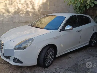 Usata Alfa Romeo Giulietta 140 CV (102 kW) 2012 Bianco Utilitaria