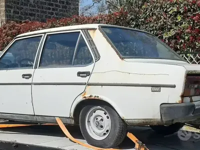 Usata Fiat 131 65 CV (47 kW) 1981 Bianco Berlina