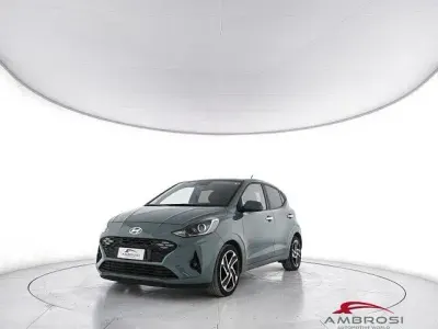 Usata Hyundai i10 Prime 67 CV (49 kW) 2024 Verde Utilitaria