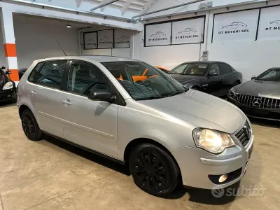 Usata VW Polo 80 CV (58 kW) 2006 Grigio Utilitaria