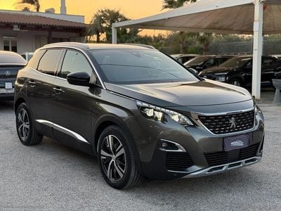 Usata Peugeot 3008 GT-line 120 CV (88 kW) 2017 Grigio SUV