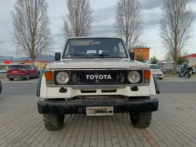 Usata Toyota Land Cruiser 86 CV (63 kW) 1987 Bianco SUV
