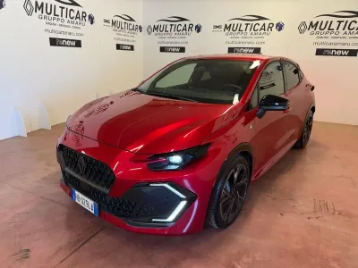 Usata Renault Clio V Esprit Alpine 93 CV (68 kW) 2025 Rosso Berlina