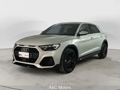 Usata Audi A1 S-Line 116 CV (85 kW) 2025 Argento SUV