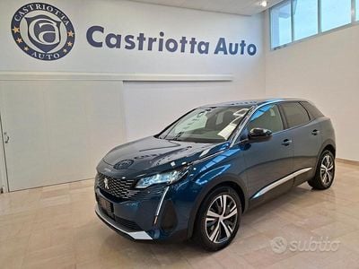 Usata Peugeot 3008 Allure 131 CV (96 kW) 2023 Blu/azzurro SUV