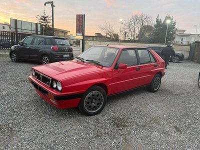 Usata Lancia Delta 195 CV (143 kW) 1991 Rosso Utilitaria