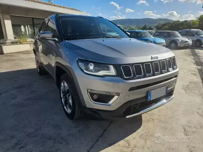 Usata Jeep Compass Limited 140 CV (102 kW) 2018 Grigio SUV