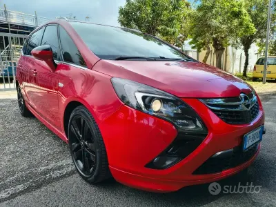 Usata Opel Zafira Innovation 170 CV (125 kW) 2018 Rosso Monovolume