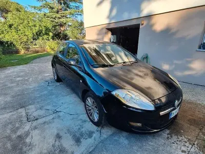 Usata Fiat Bravo 120 CV (88 kW) 2007 Nero Utilitaria