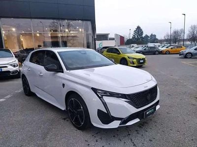 Usata Peugeot 308 61 kW (84 CV) 2023 Bianco okenite Berlina