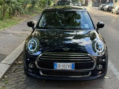 Usata Mini Cooper 136 CV (100 kW) 2020 Blu/azzurro Utilitaria