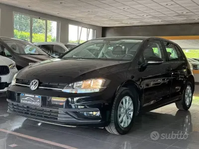 Usata VW Golf VII Trendline 86 CV (63 kW) 2017 Nero Berlina