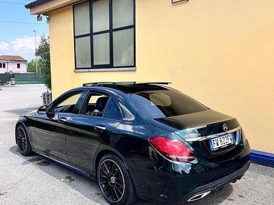 Usata Mercedes C220 2019 Verde Berlina