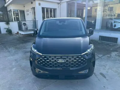 Nuova Ford Tourneo 170 CV (125 kW) 2026 Nero Monovolume