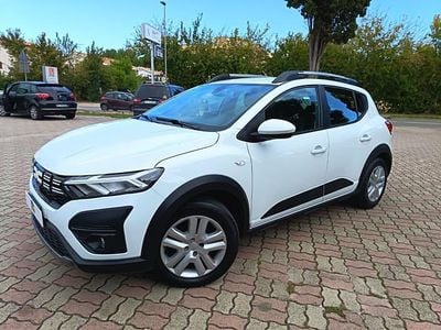 Usata Dacia Sandero Essentiel 101 CV (74 kW) 2023 Bianco Berlina