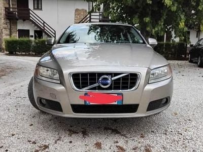 Usata Volvo V70 163 CV (119 kW) 2012 Grigio Station wagon