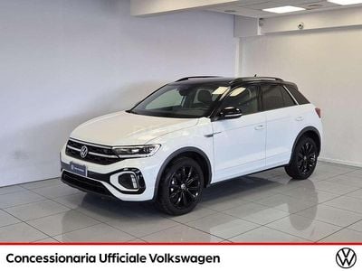 Bianco tetto nero Usata 2022 VW T-Roc R-line SUV | 24.890 € (Buon prezzo)