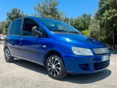 Usata Fiat Multipla 120 CV (88 kW) 2007 Bluazzurro Monovolume
