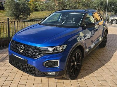 Usata VW T-Roc Advance 116 CV (85 kW) 2019 Nero SUV