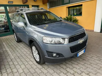 Usata Chevrolet Captiva LT 163 CV (119 kW) 2012 Grigio SUV