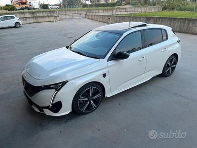 Begagnad Peugeot 308 GTi 225 HK (165 kW) 2023 Vit Sedan