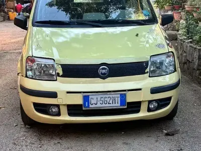 Usata Fiat Panda 60 CV (44 kW) 2003 Giallo Utilitaria