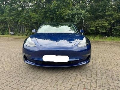 Blu/azzurro Usata 2023 Tesla Model 3 Long Range RWD Berlina | 32.000 € (Buon prezzo)