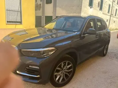 Usata BMW X5 231 CV (169 kW) 2021 Grigio SUV