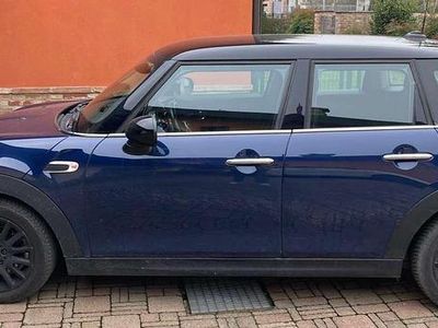 Usata Mini Cooper D 116 CV (85 kW) 2017 Blu/azzurro Utilitaria